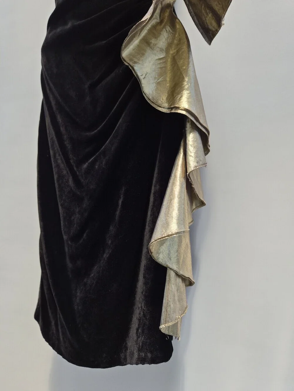 Vintage 80s Gunne Sax Jessica McClintock Black Velvet Gold Lame Dress